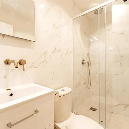 Le Medicis アパート *