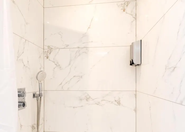 Le Medicis Daire Rouen